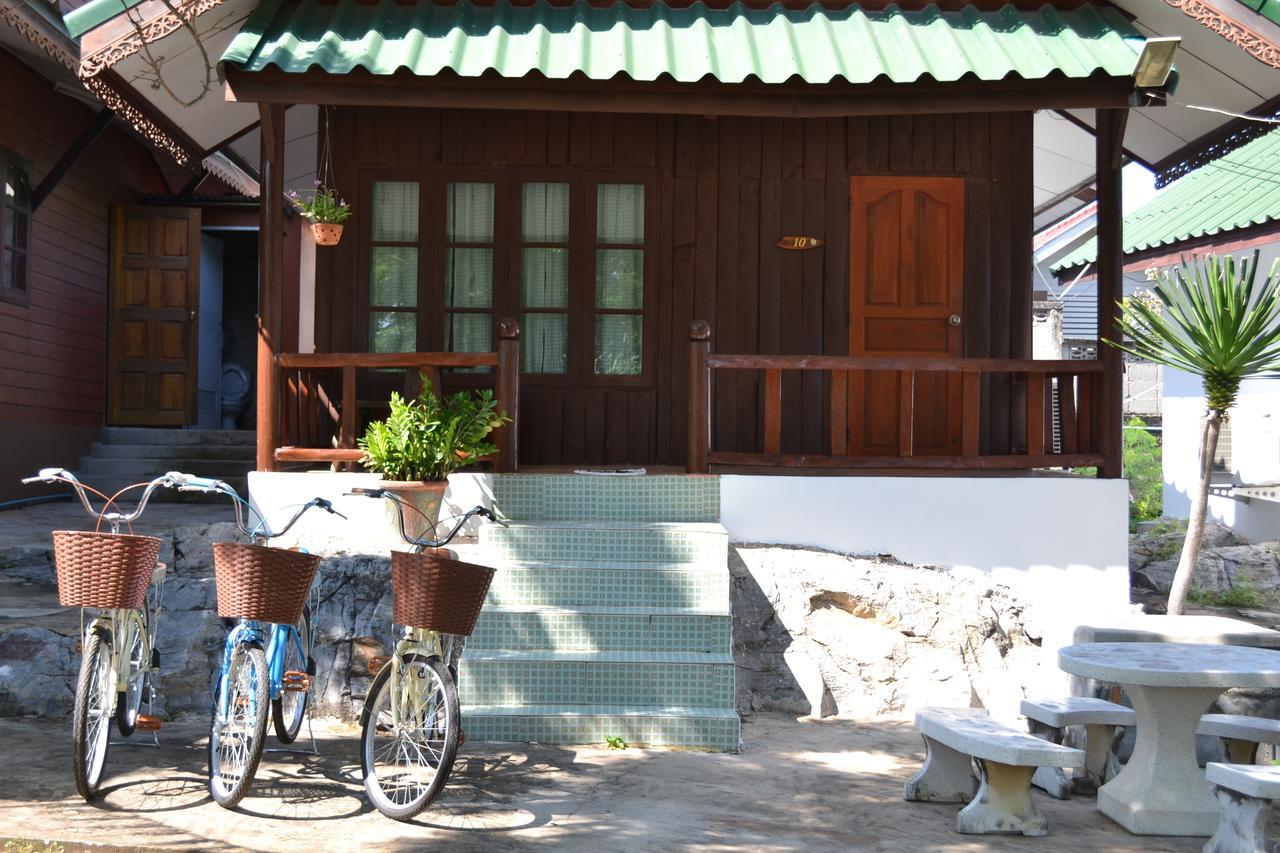 Benjaporn Bungalow Ko Si Chang Exterior photo